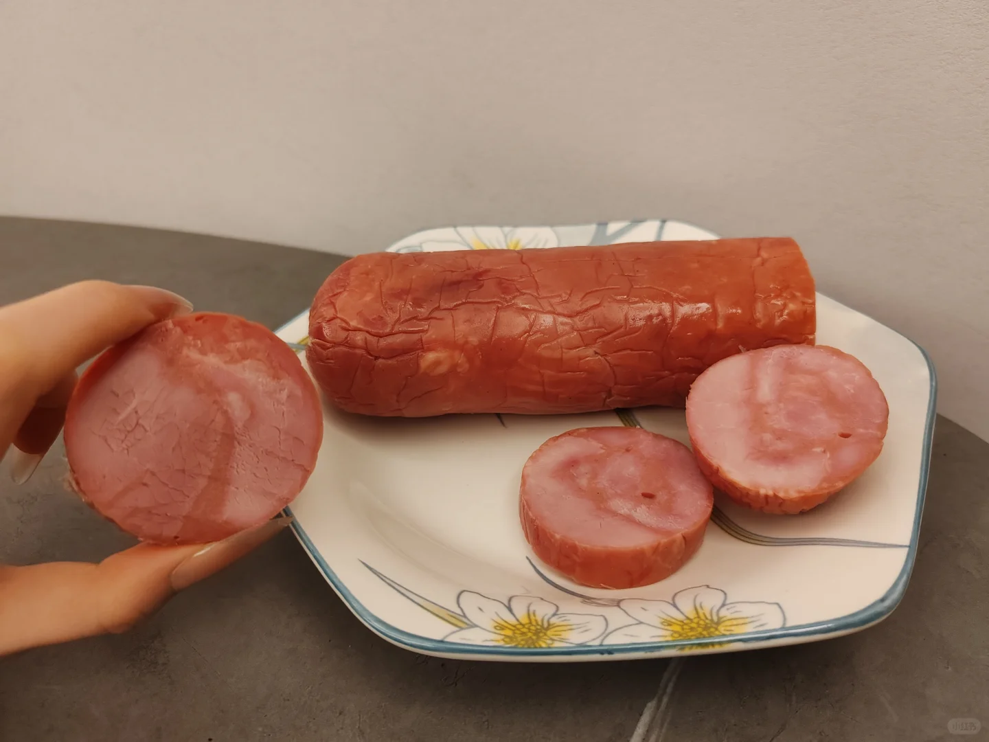 配料比脸干净的特产大大大火腿?我啃啃啃