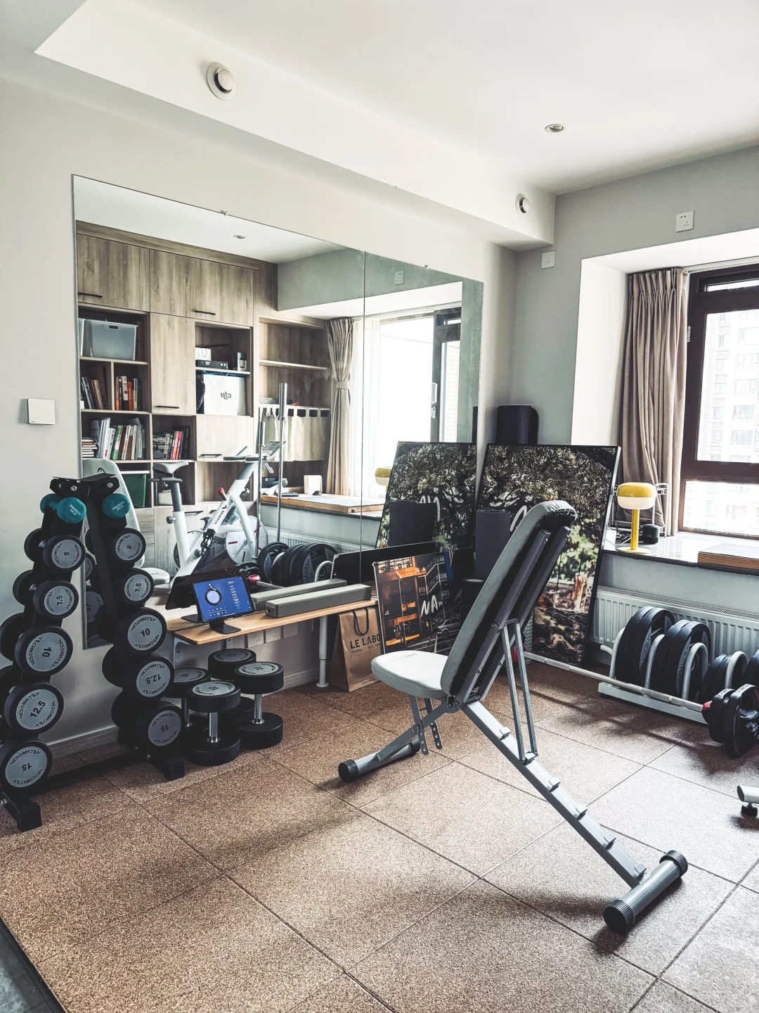 31岁独居|不到5k,8平米书房改家庭健身房