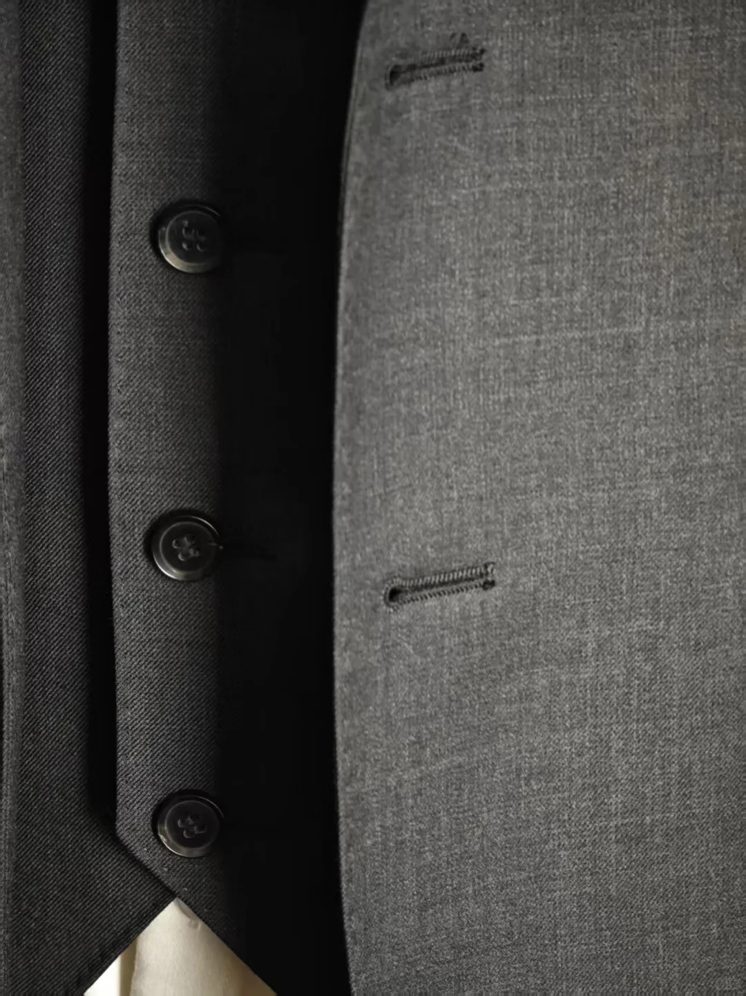 给备婚需要定西装的男士们一下小总结