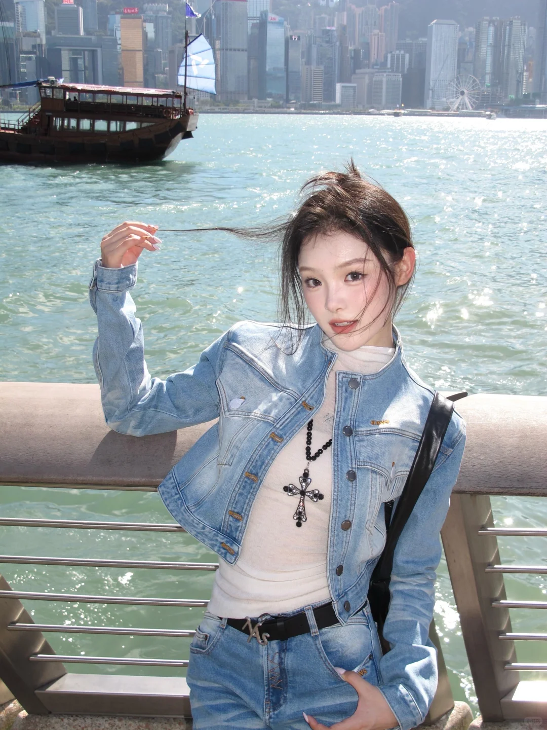 在维港畔的随性摩登出逃