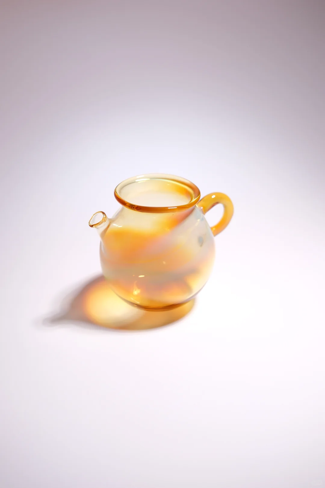 彩虹?/宝石? 像有美丽魔法的公道杯