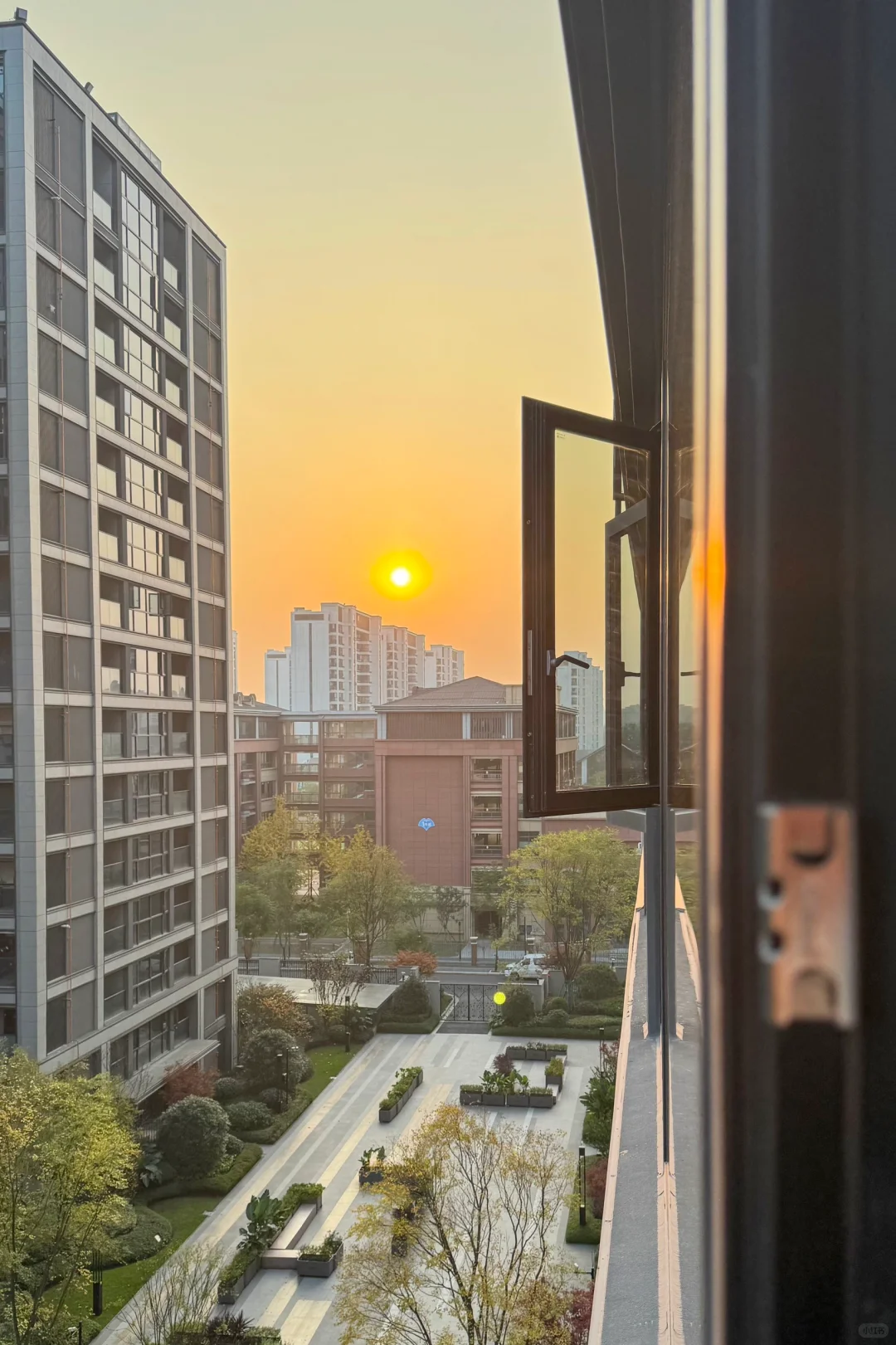 每天最喜欢待的地方，居然是我家阳台