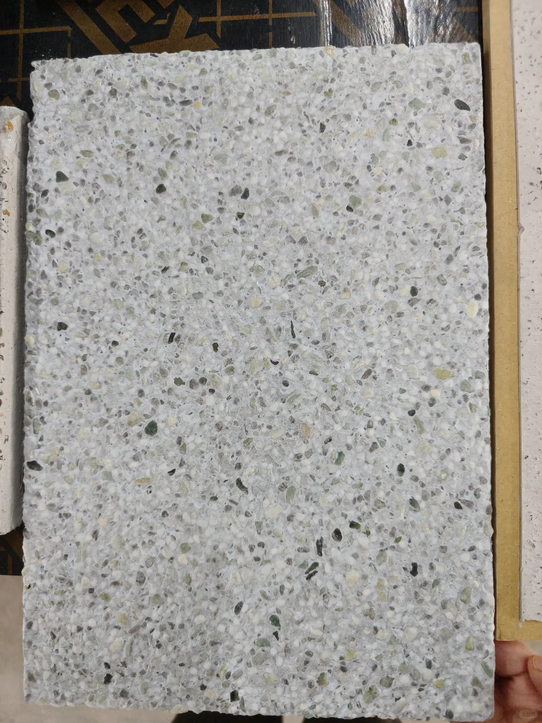 防霉防潮墙壁涂料