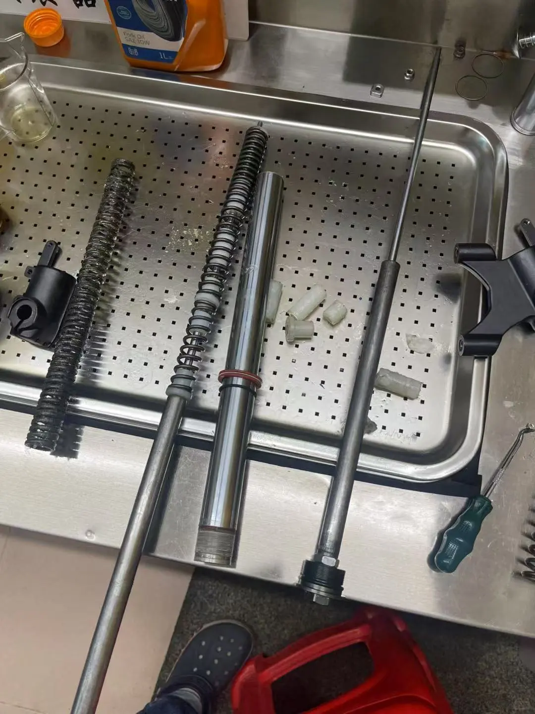 Xyber更换前减震弹簧