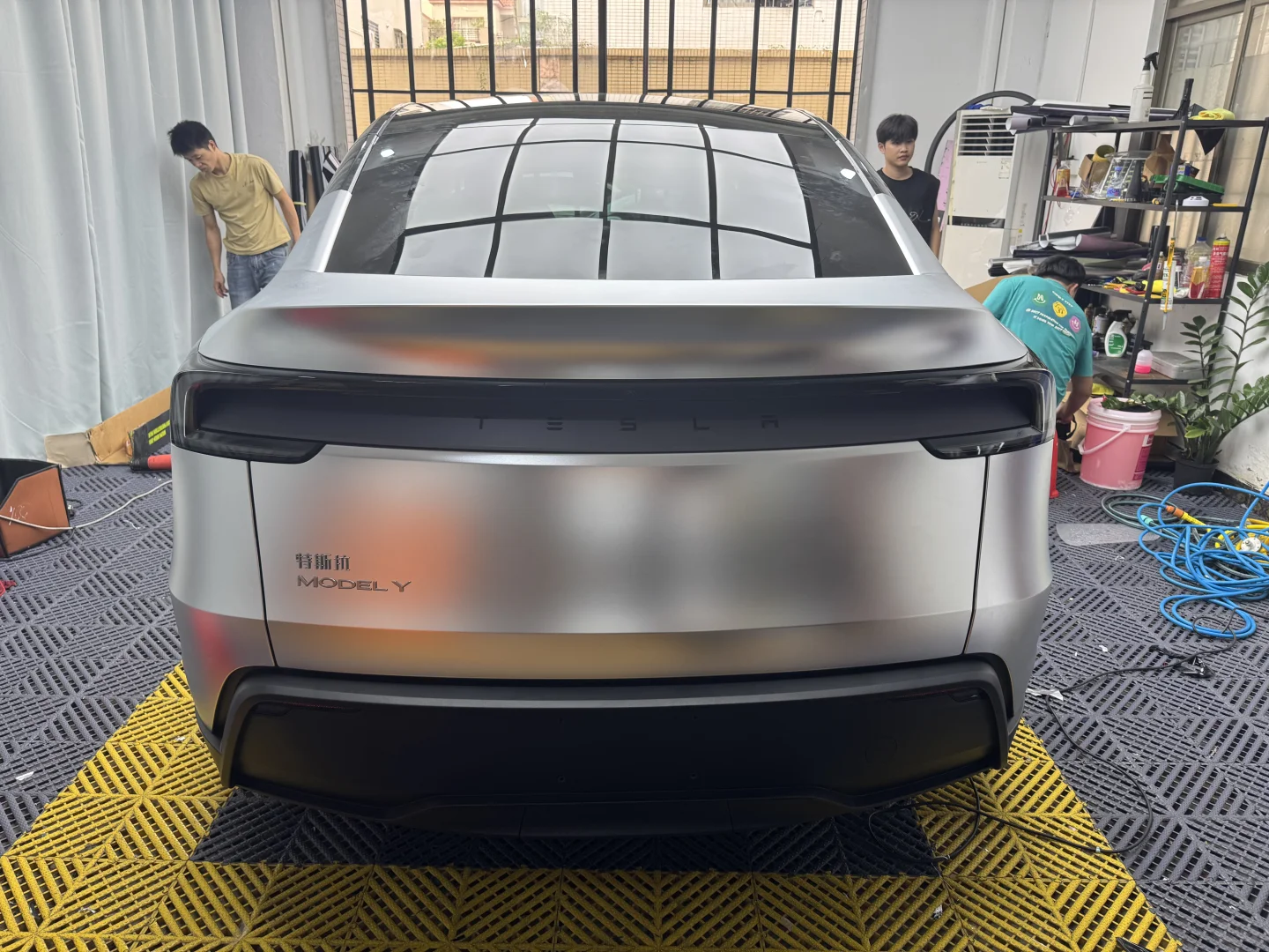 特斯拉改色、幻影银、银色系、银色系、银色系