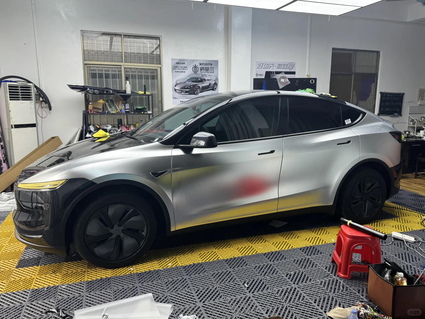 特斯拉改色、幻影银、银色系、银色系、银色系