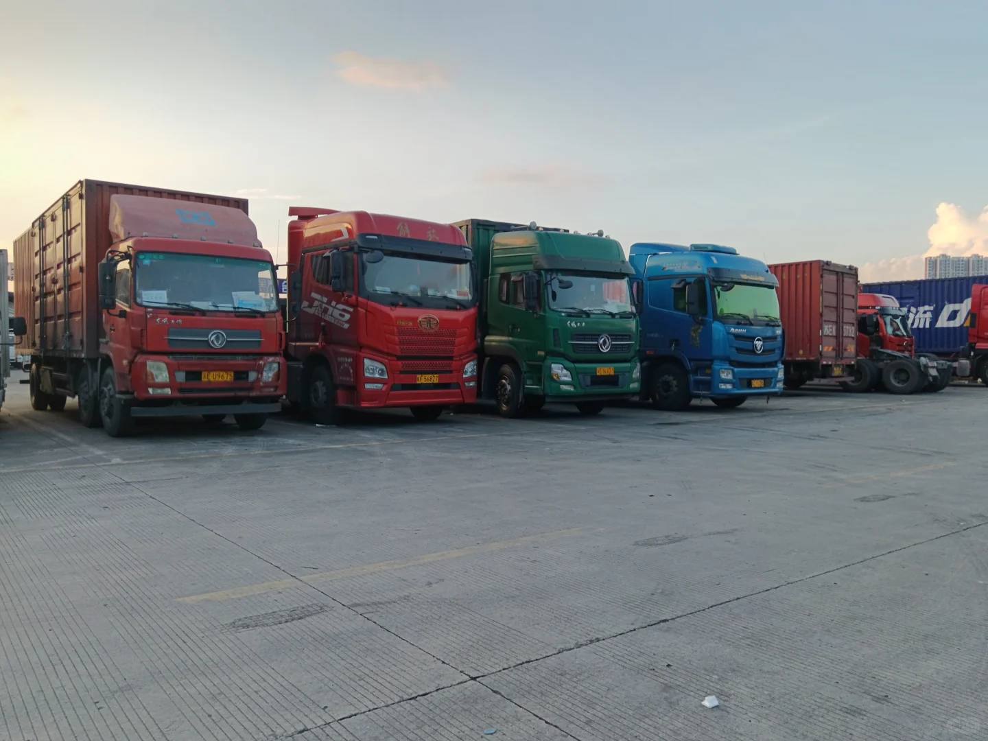 九江的一家物流公司，专业设备仪器大件运输