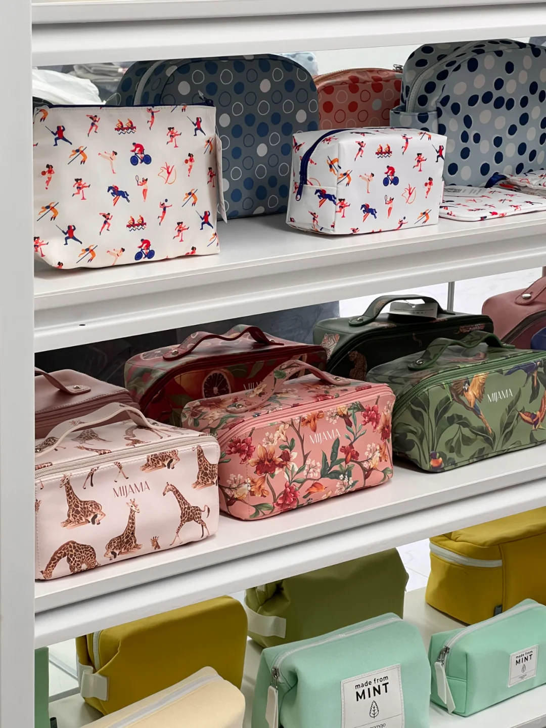 整理案例 | 工艺制品样品间