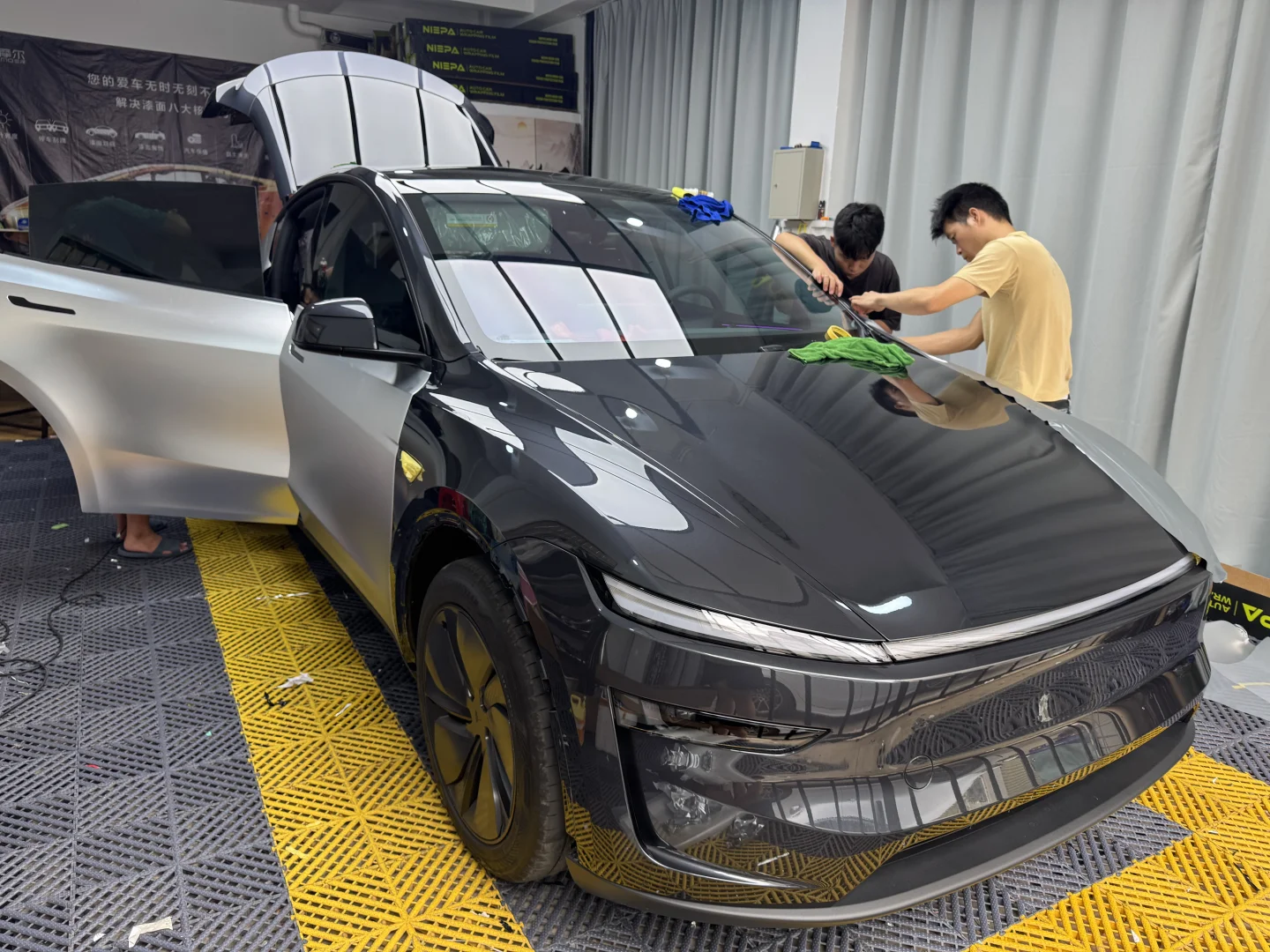 特斯拉改色、幻影银、银色系、银色系、银色系