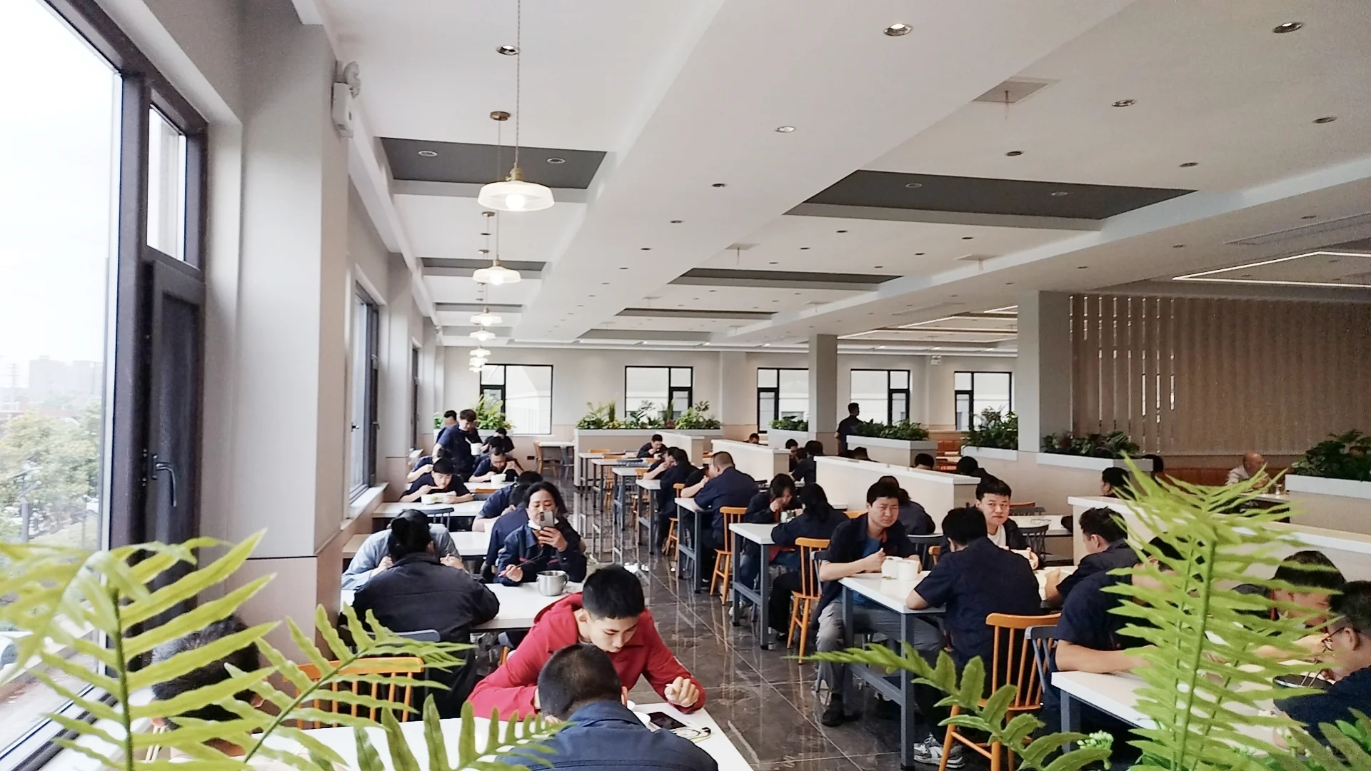 科峰传动，黄冈食堂和宿舍环境最好的工厂