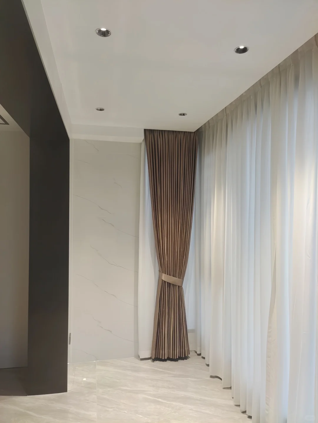 装修必看!断桥铝封阳台超全攻略!!!!