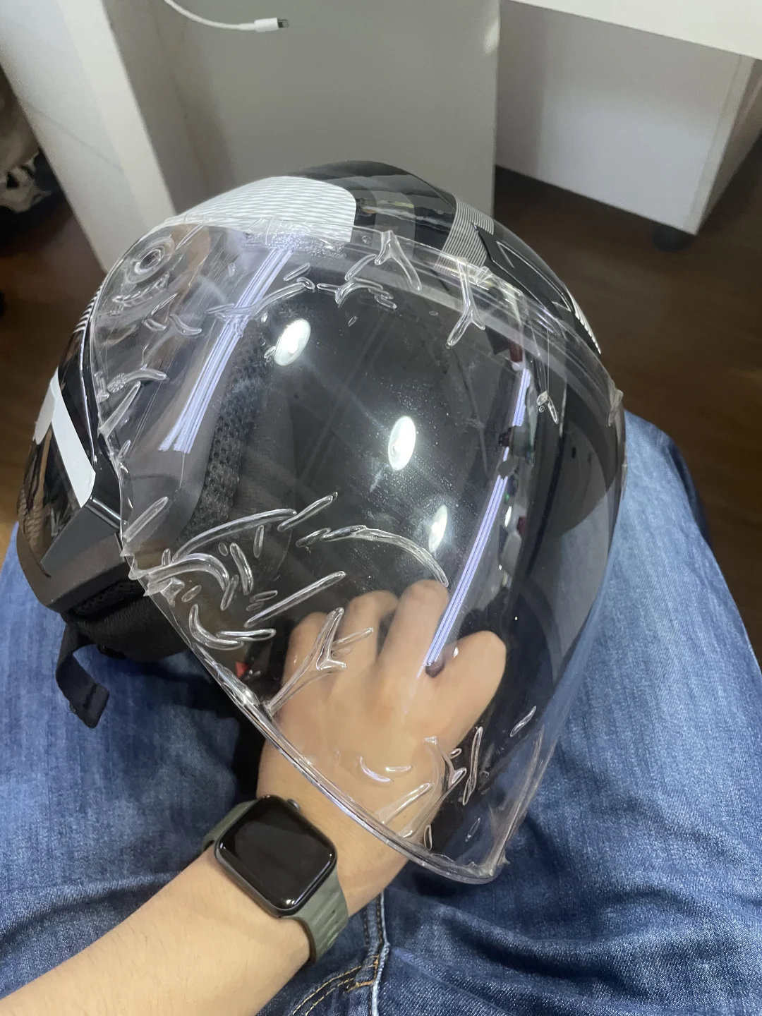 头盔镜片变色膜贴的一言难尽……