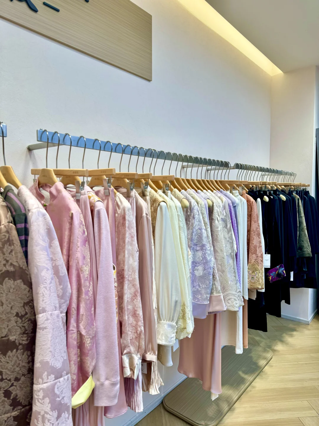 上海长宁这家店，把秋冬高级感焊在身上了！