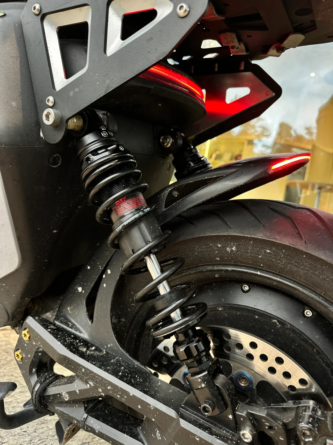 九号机械师上DSF基础款减震记得选6.0弹簧