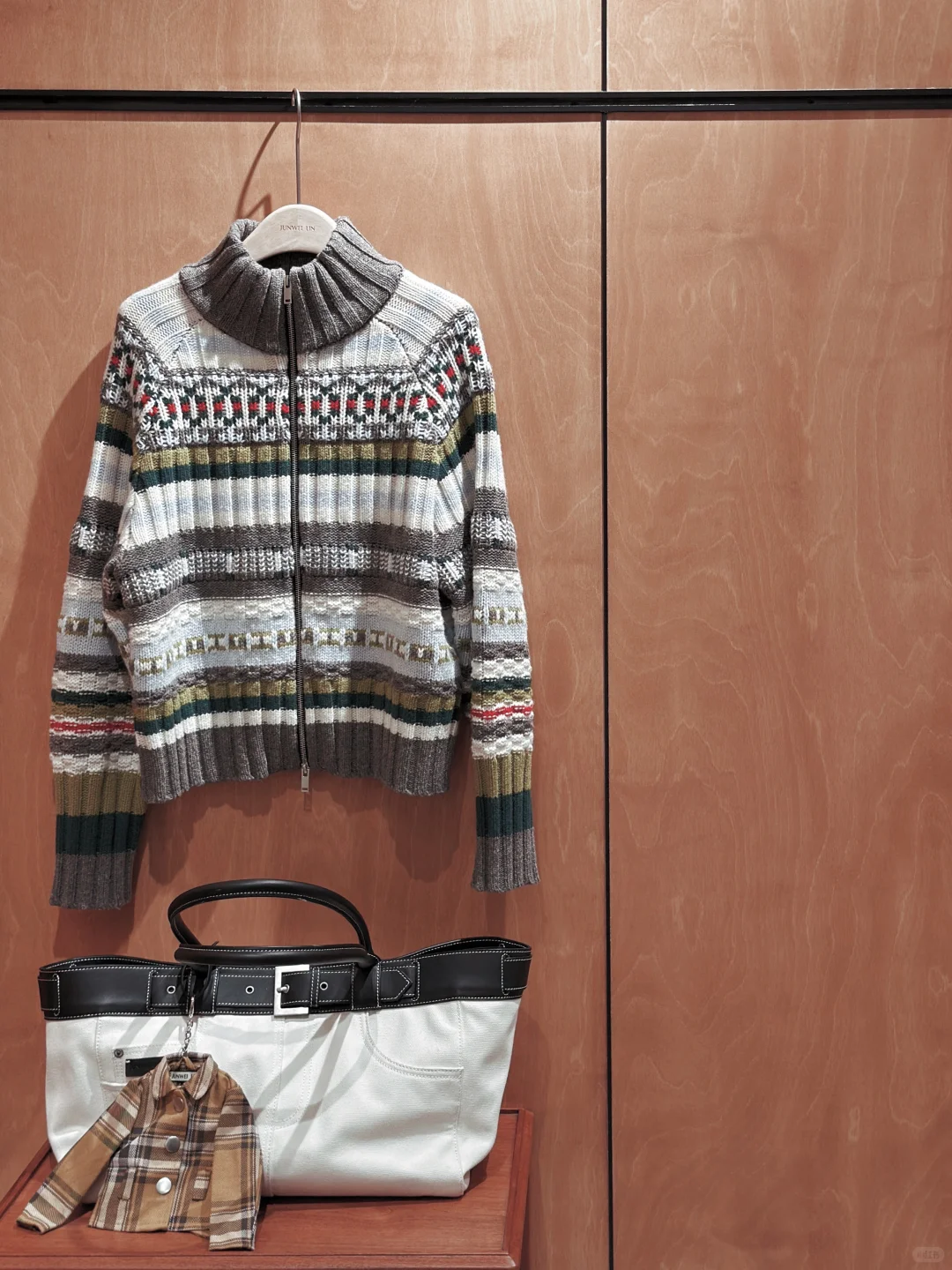 WYSH翡悦里新开的设计师品牌JUNWEI LIN