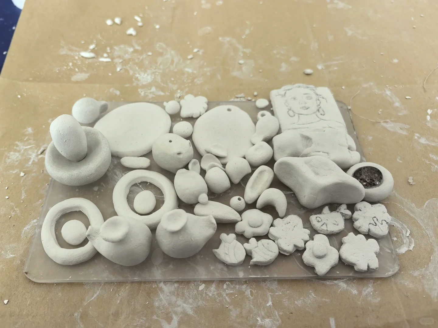 一下午+晚上捏了一群小鼻嘎～期待成品！