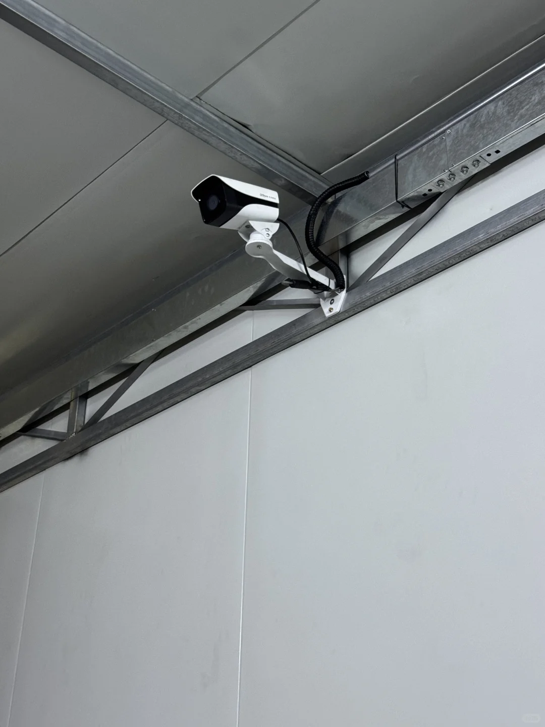 沃尔沃汽车生产线监控安装调试完成