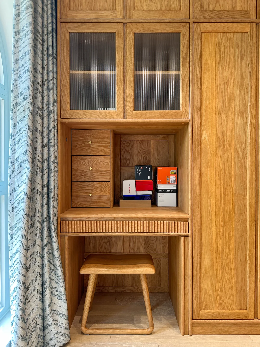 多亏有满墙衣柜✌️换季不用麻烦整理衣物