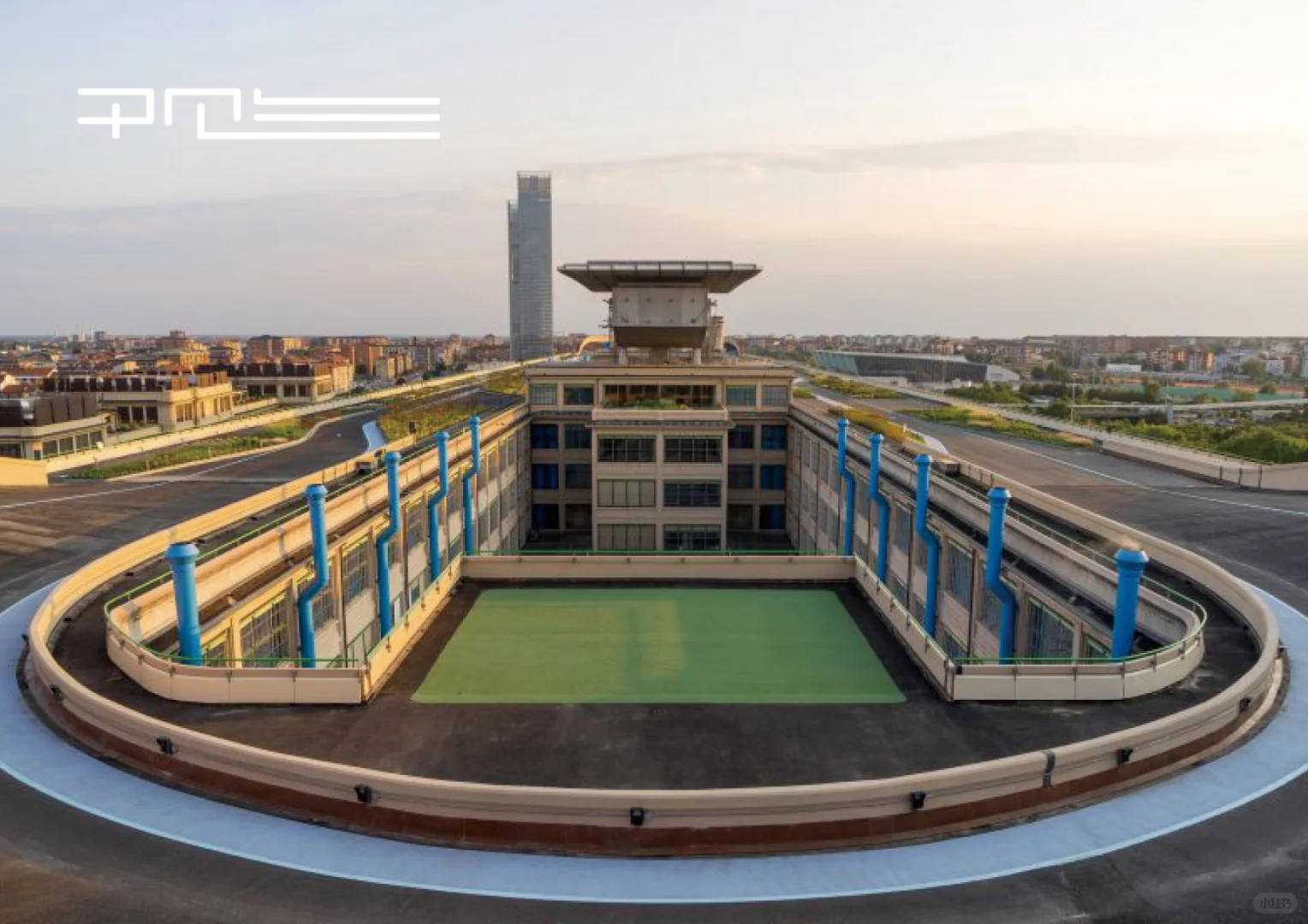 百年前的汽车工厂屋顶可以开车兜风??