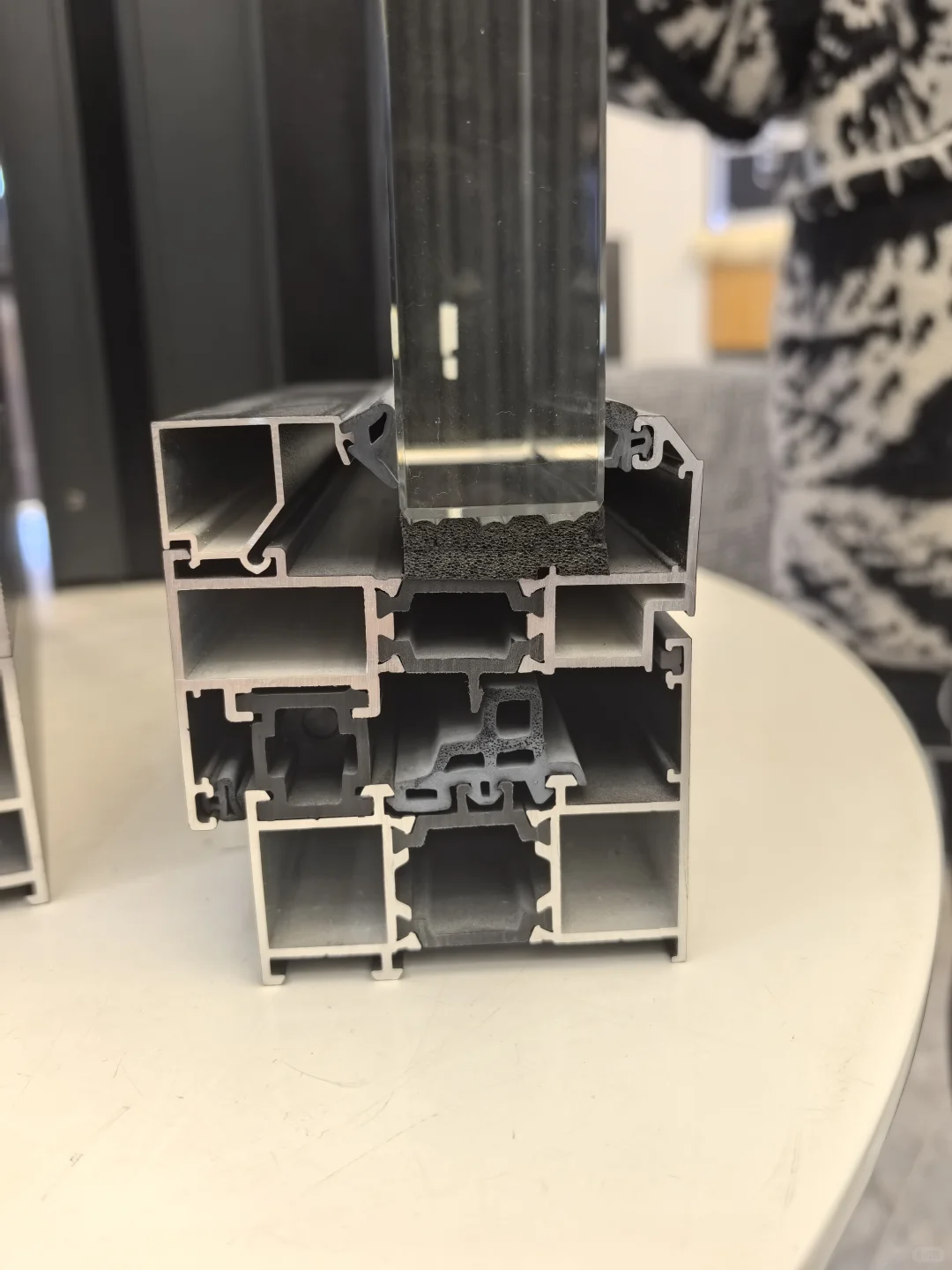 求各位大佬帮忙看一下门窗