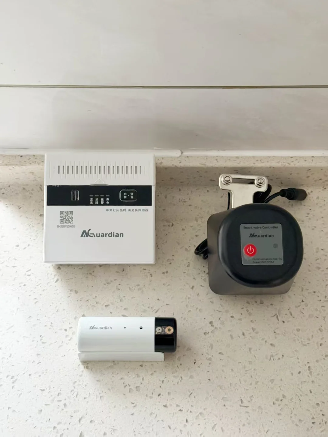 “防宠物误触！高度设计避开猫咪”