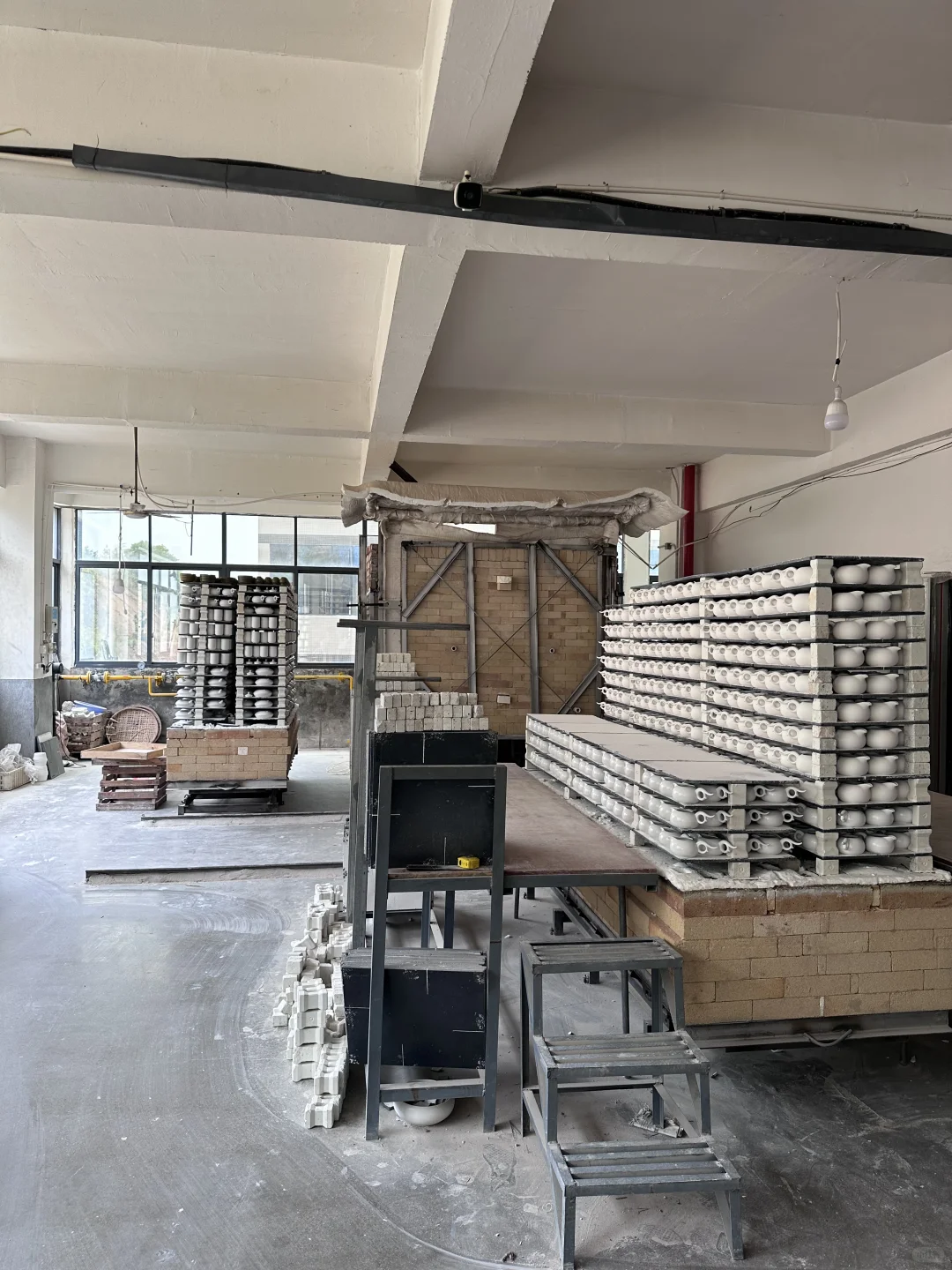 关于我在德化逛陶瓷工厂