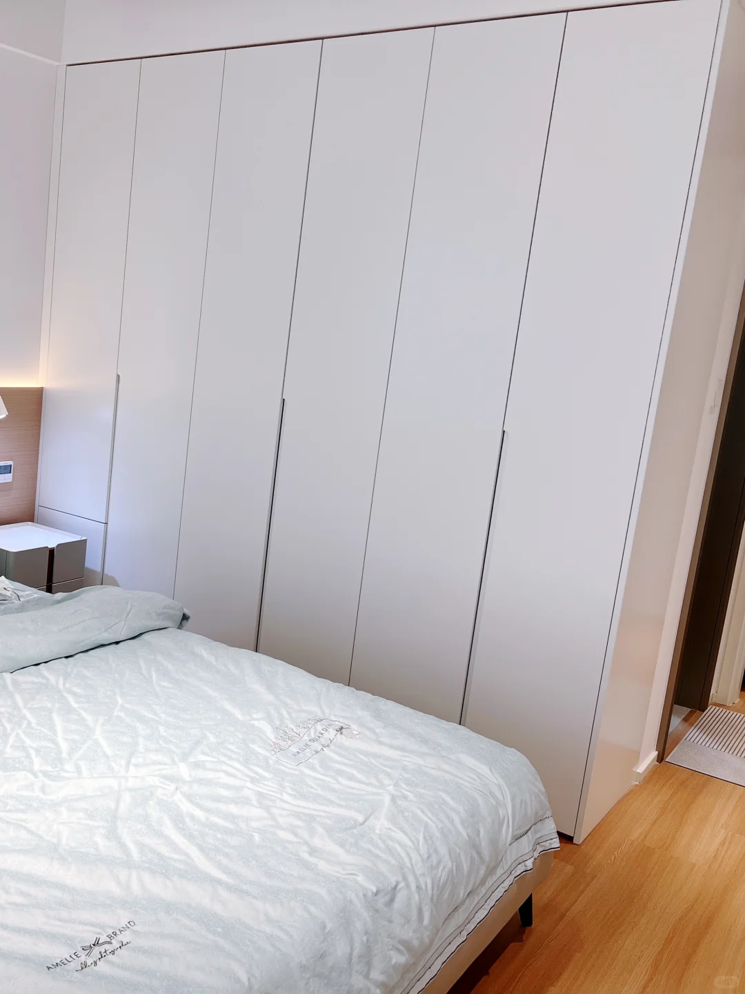 ?18款衣柜落地实景，推给近期做衣柜的人！