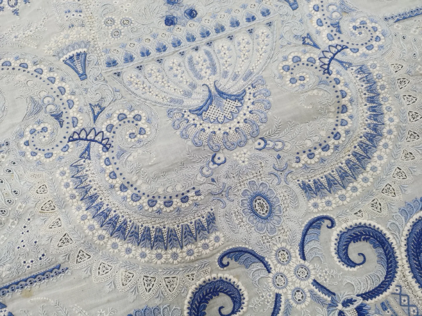 潮州抽纱 | 极繁主义的小众美学✨