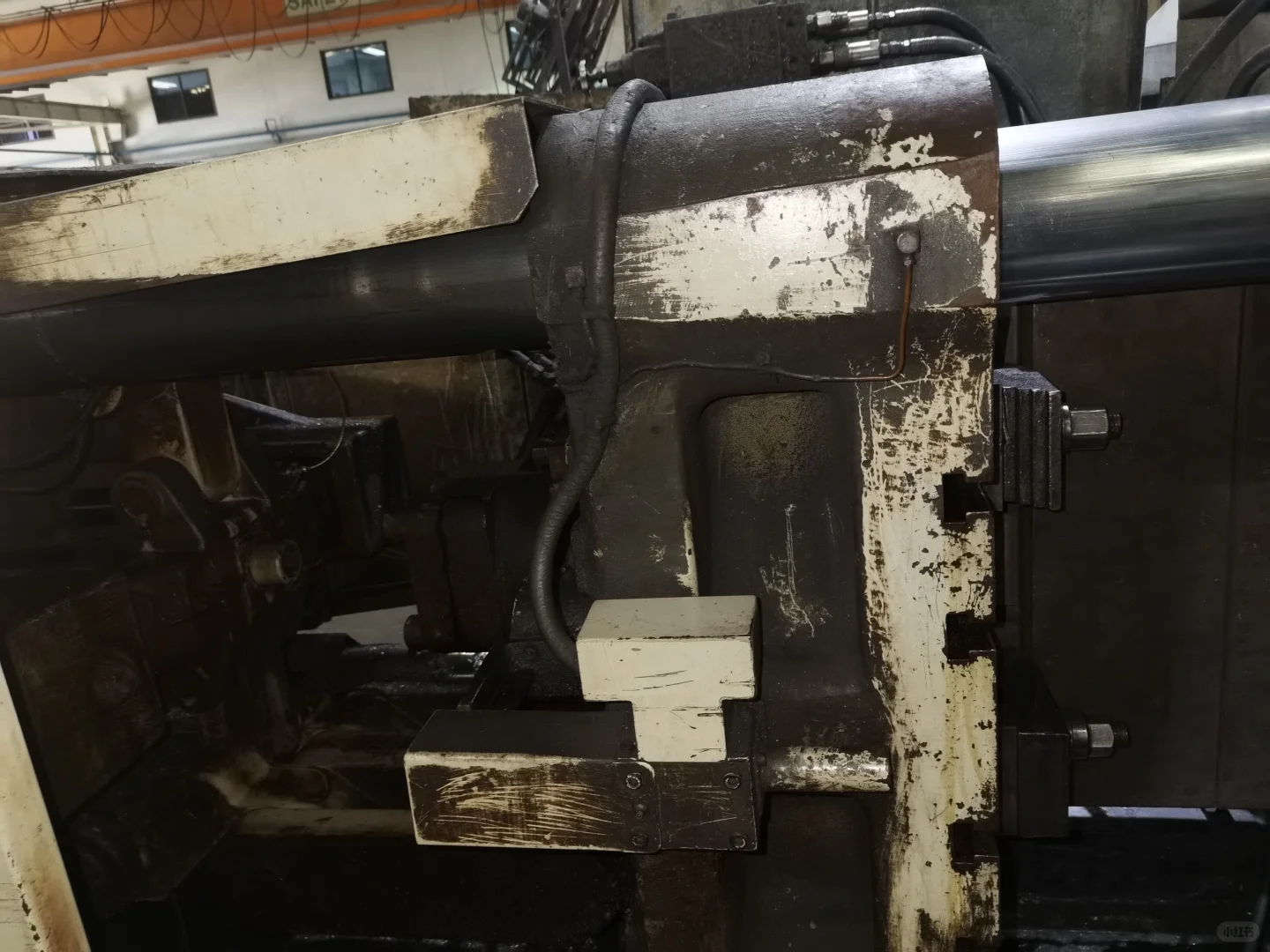 泰国工厂使用中的东芝350压铸机