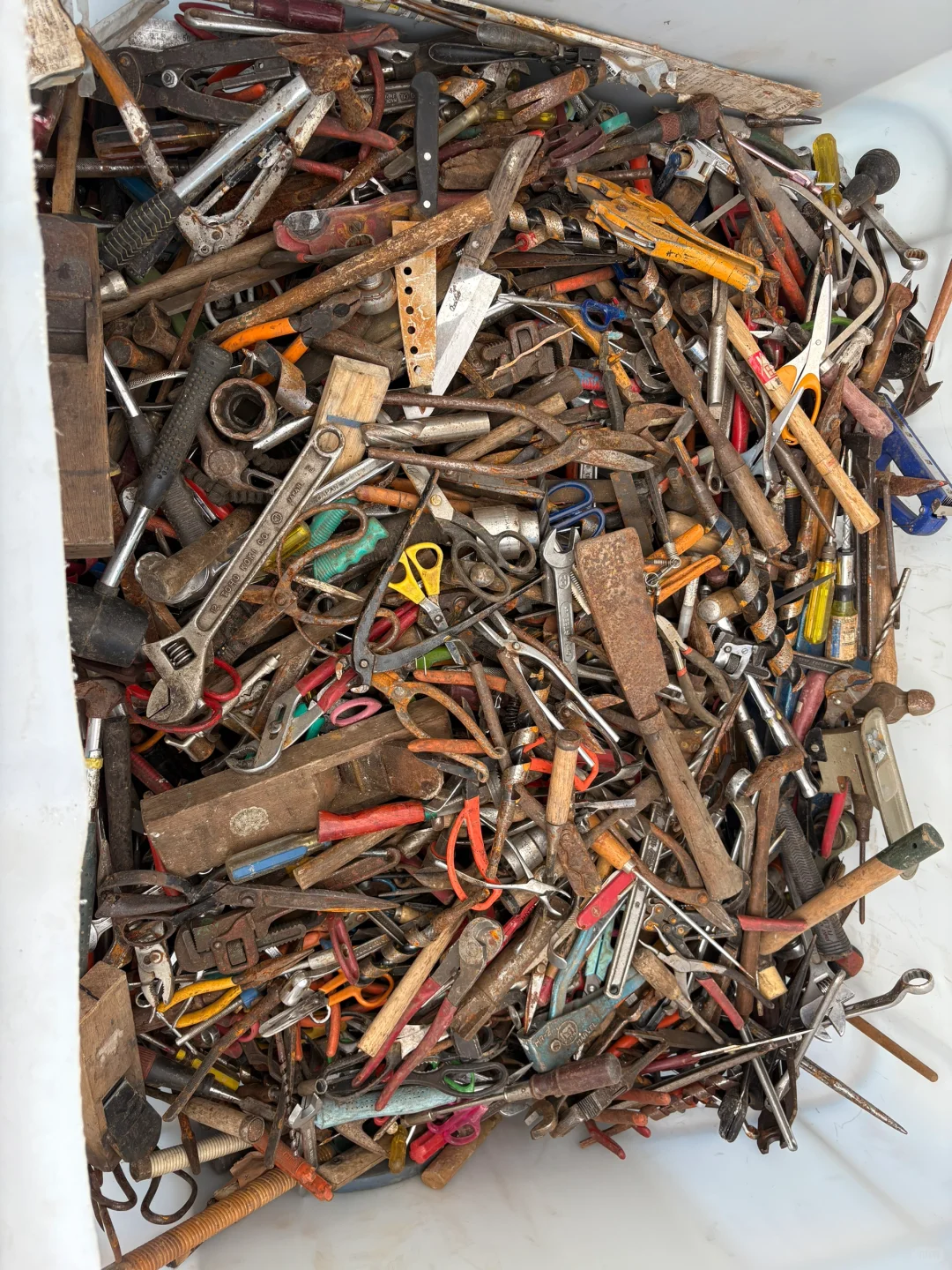 刚到国内，两吨左右！