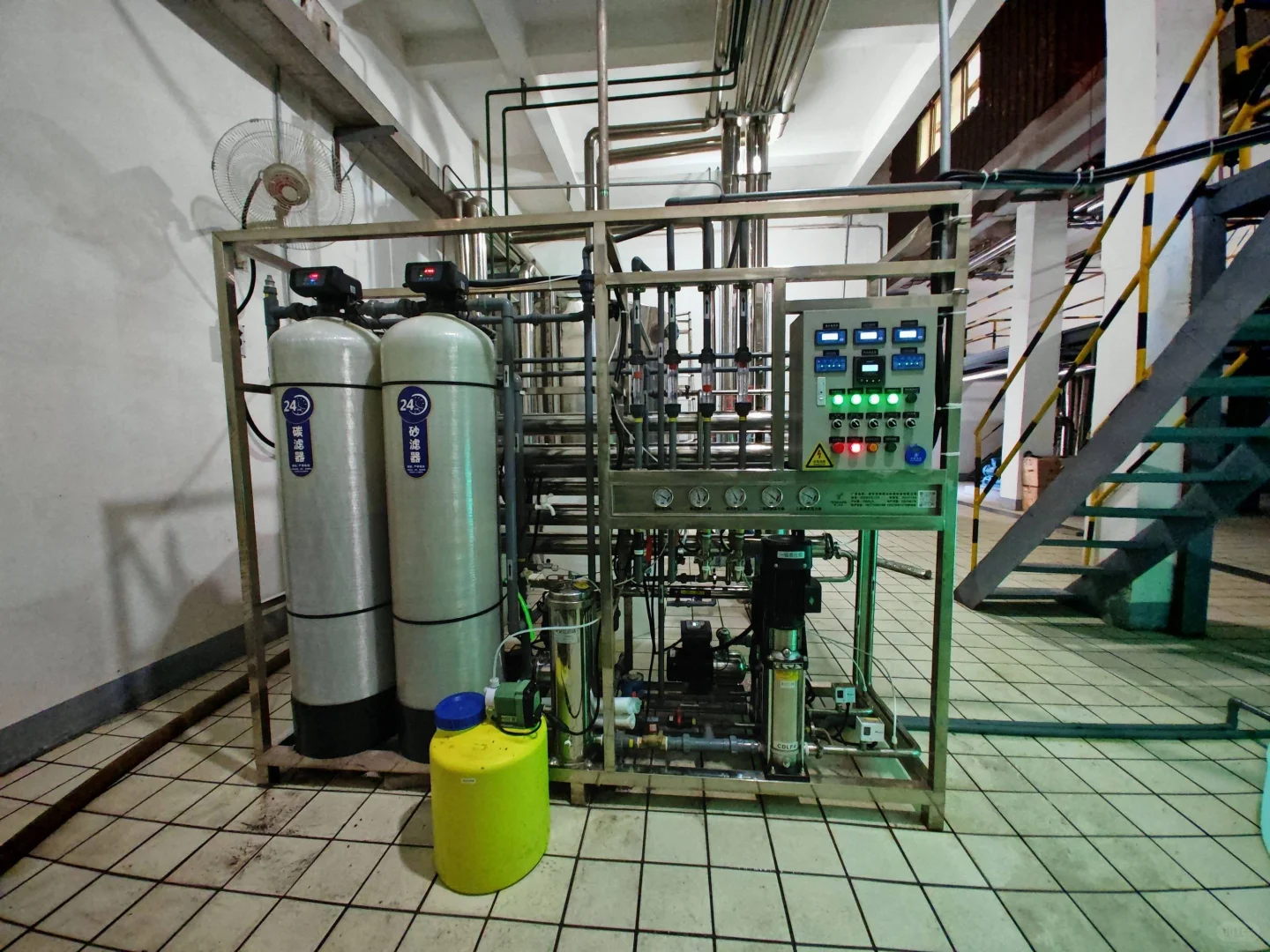 实验室中纯化水与纯水的选用指南