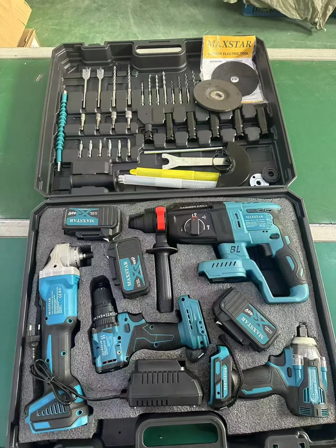 各种工具组合套装