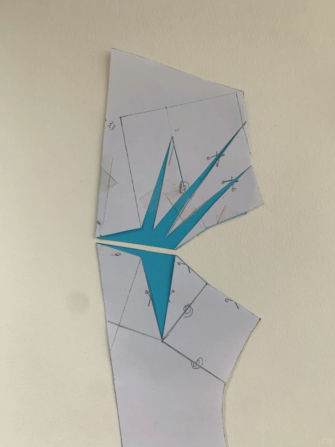 收腰显瘦纽结短袖裁剪图分享