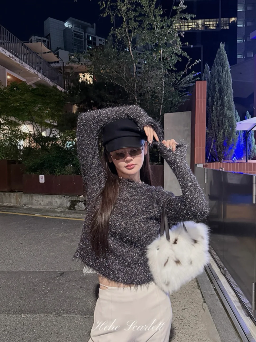 你的呵呵Scarlett｜幻彩星光衫 金羽纱毛衣