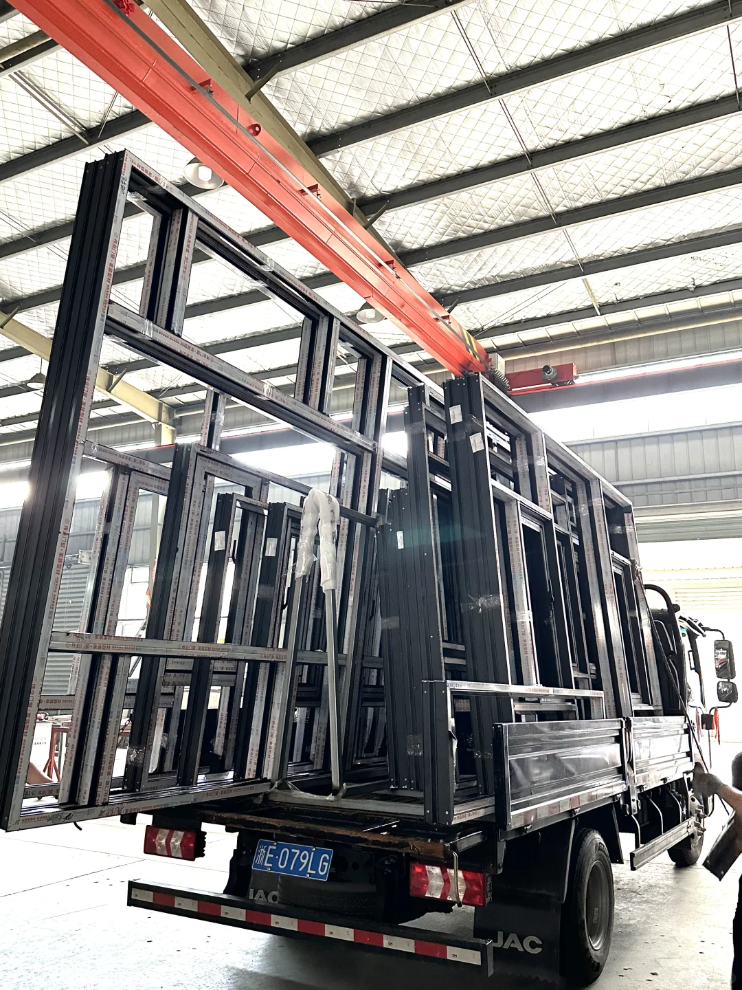 ?38℃高温装车实录！门窗人必备的装车秘籍