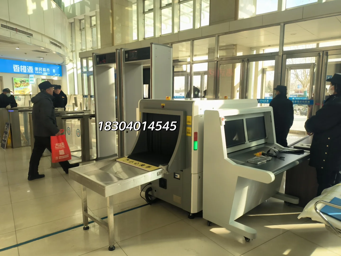 医院安检来喽
