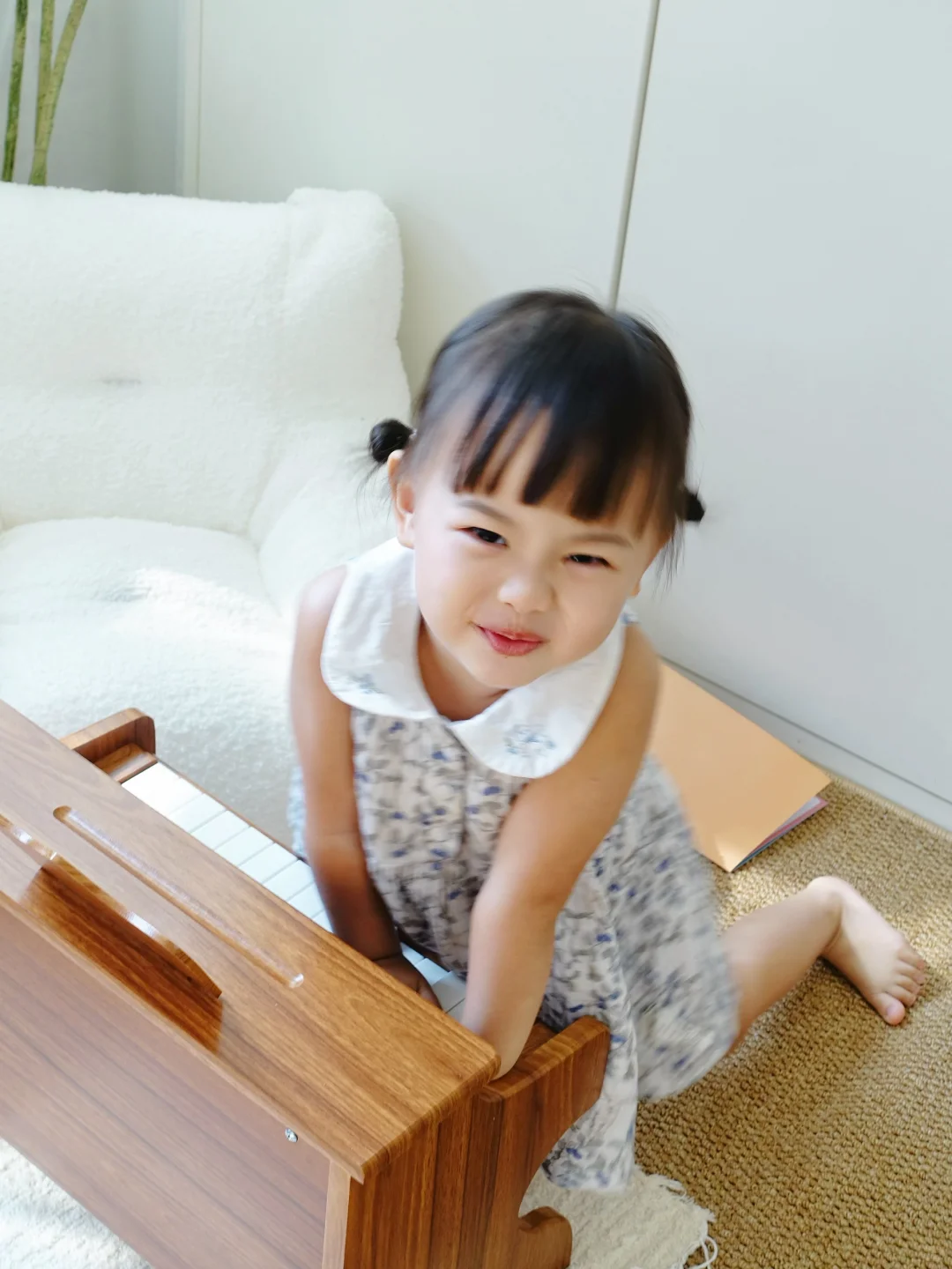 ?两岁宝宝的音乐启蒙｜把钢琴变成“大玩具”