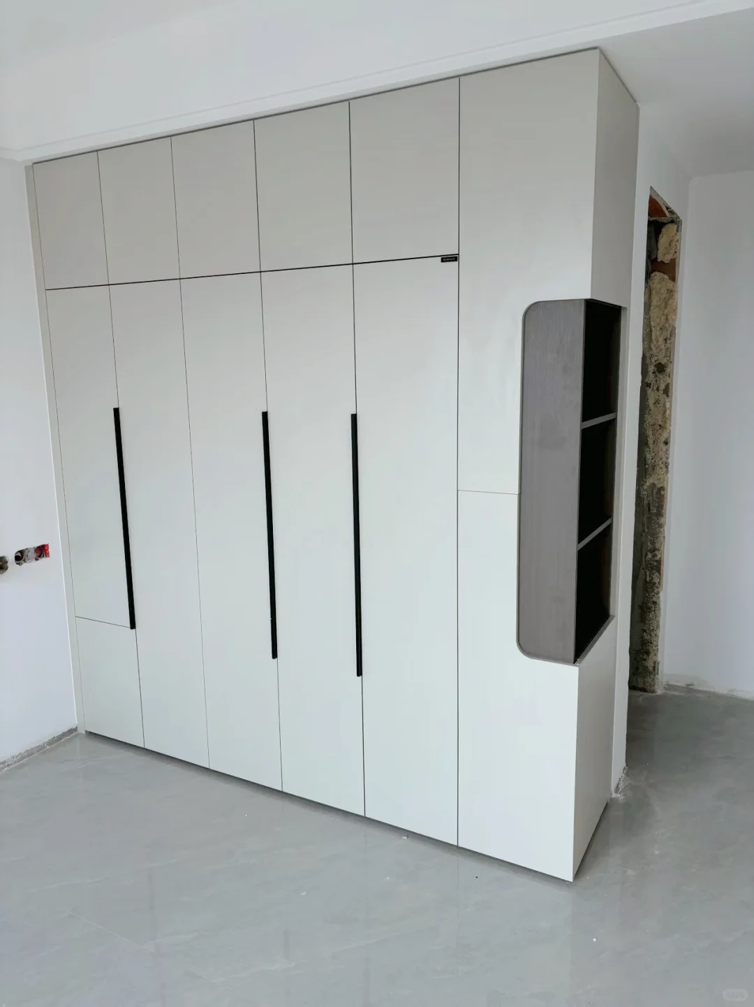 ?18款衣柜落地实景，推给近期做衣柜的人！