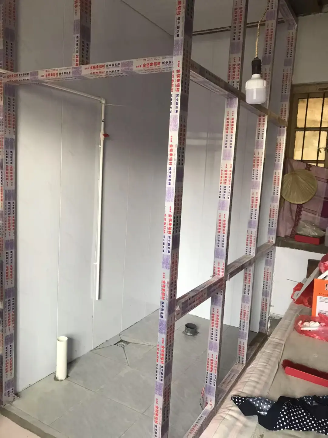 6000块!我给爸妈的平房改出适老化卫生间