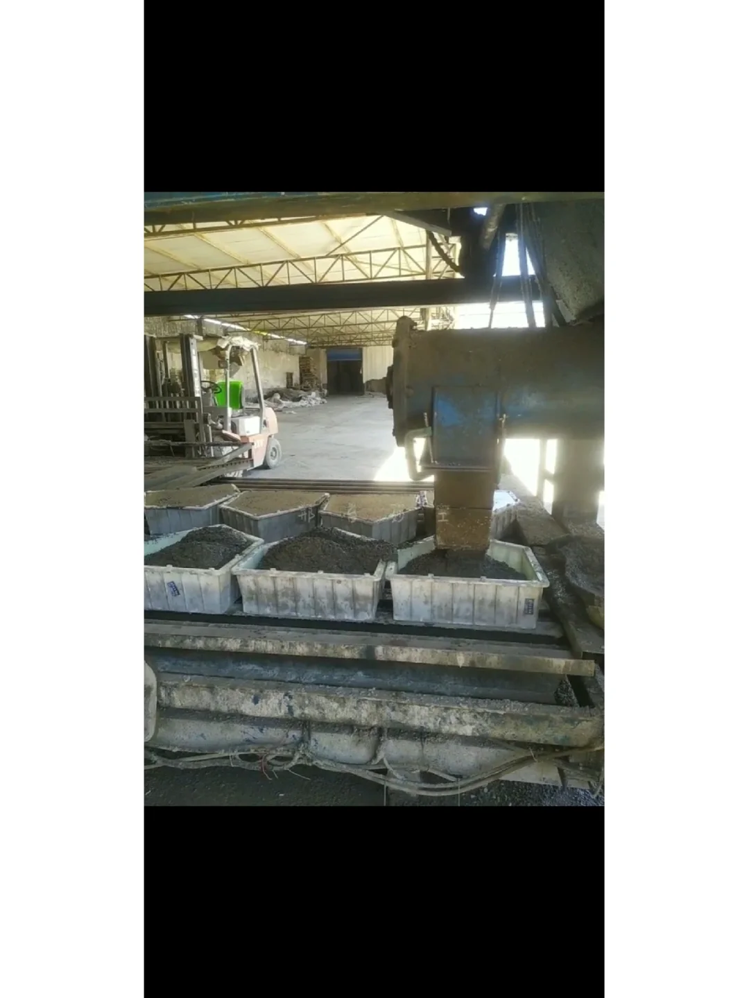 混凝土预制构件设备现场告诉你怎么生产