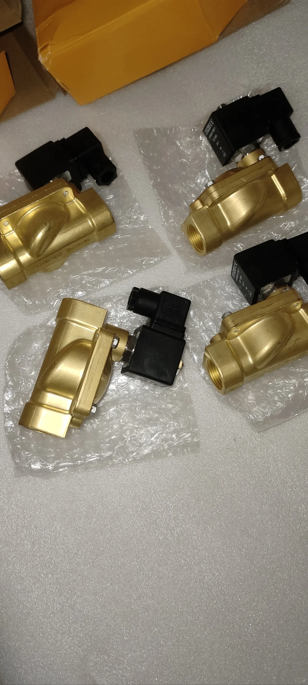 大型增压瓶电磁控制阀