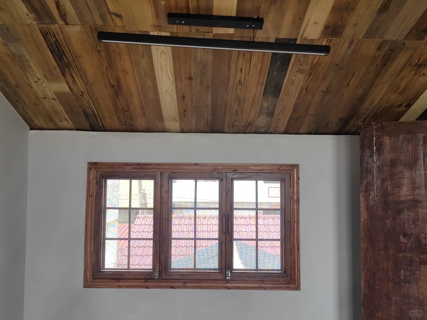 复古窗户好看，但怪折腾人的