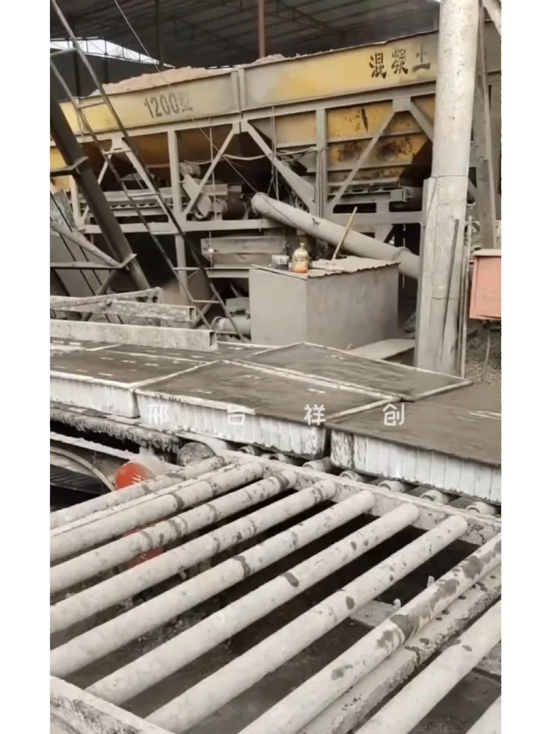 祥创水泥预制构件布料机器生产线成型设备