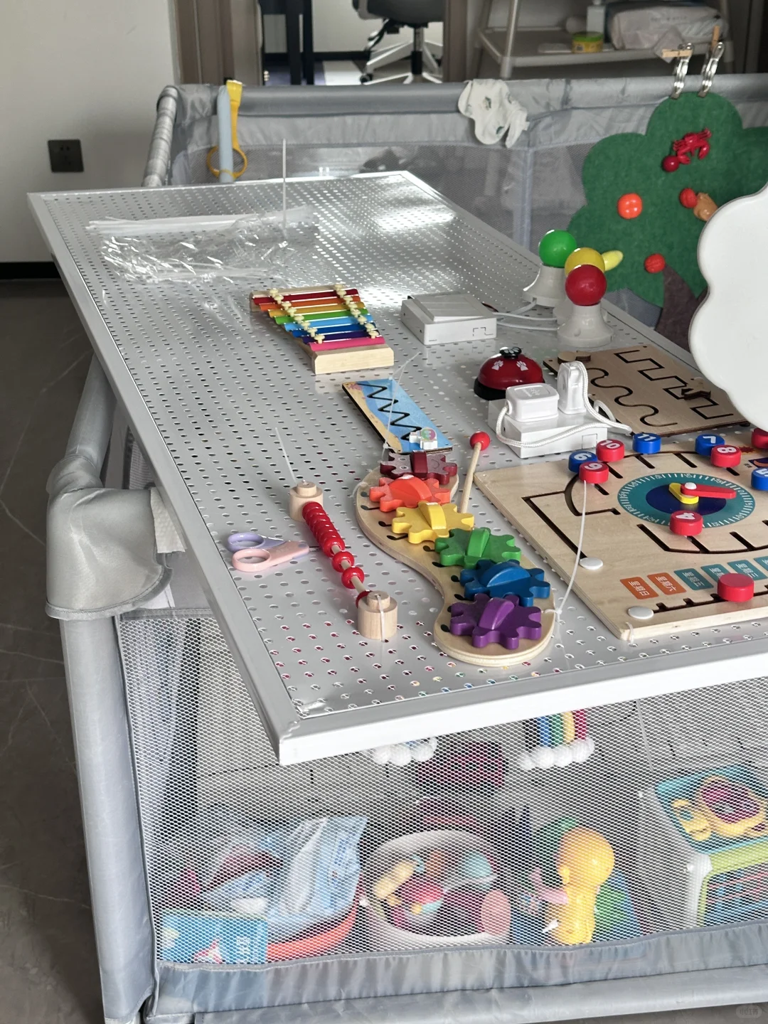 在家婴儿自制忙碌板|一百块搞定早教玩具?!