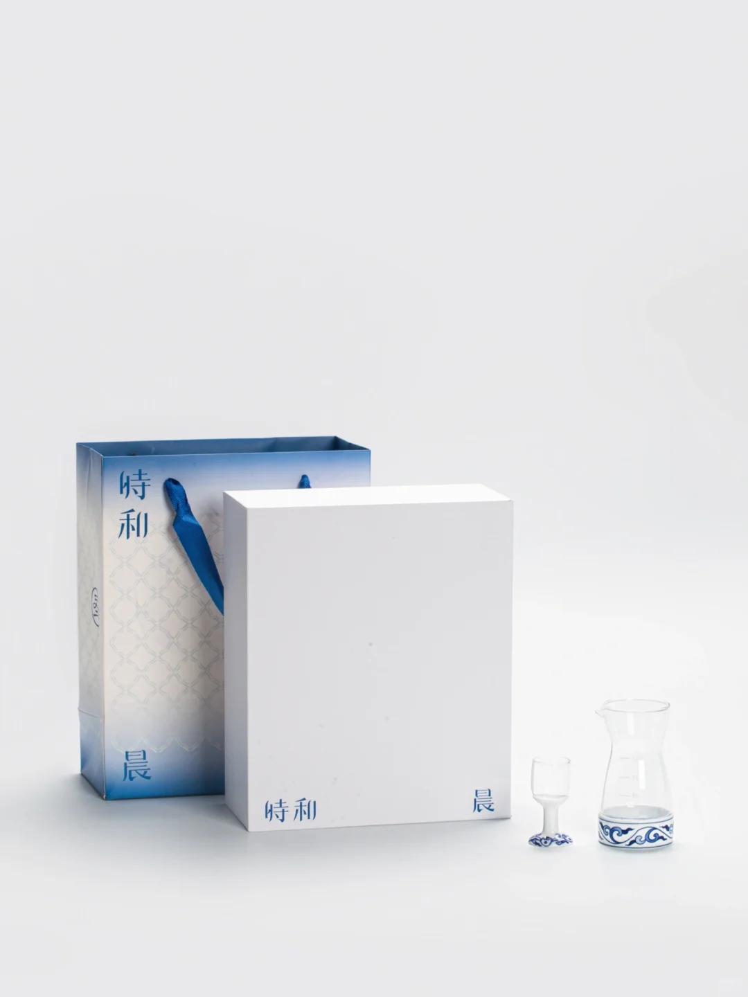 当景德镇青花遇见玻璃?微醺时刻从此封