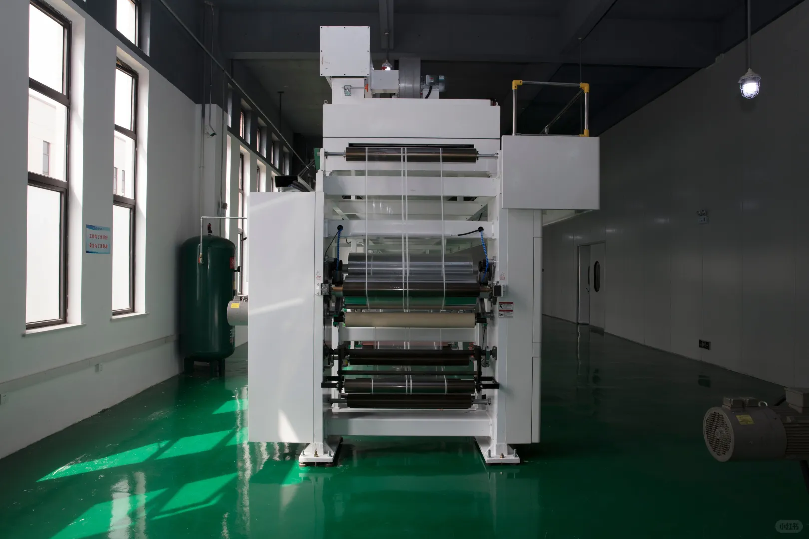 暖先森石墨烯电暖 冬季的温暖守护者