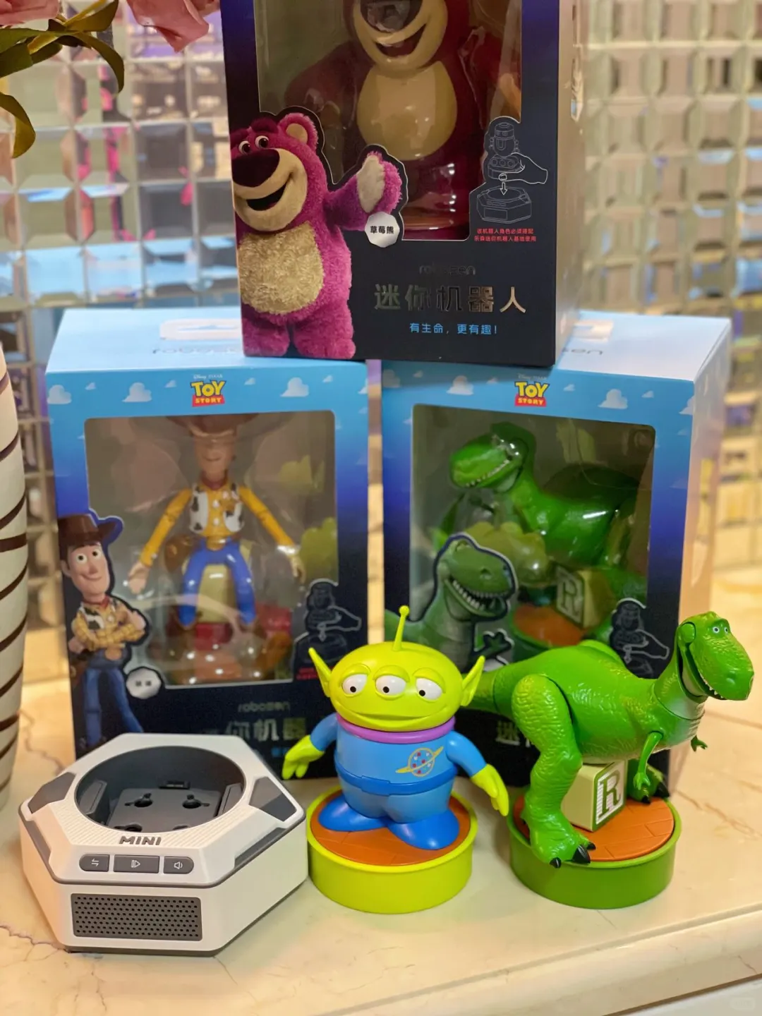 ?没有男孩子能拒绝高科技玩具！