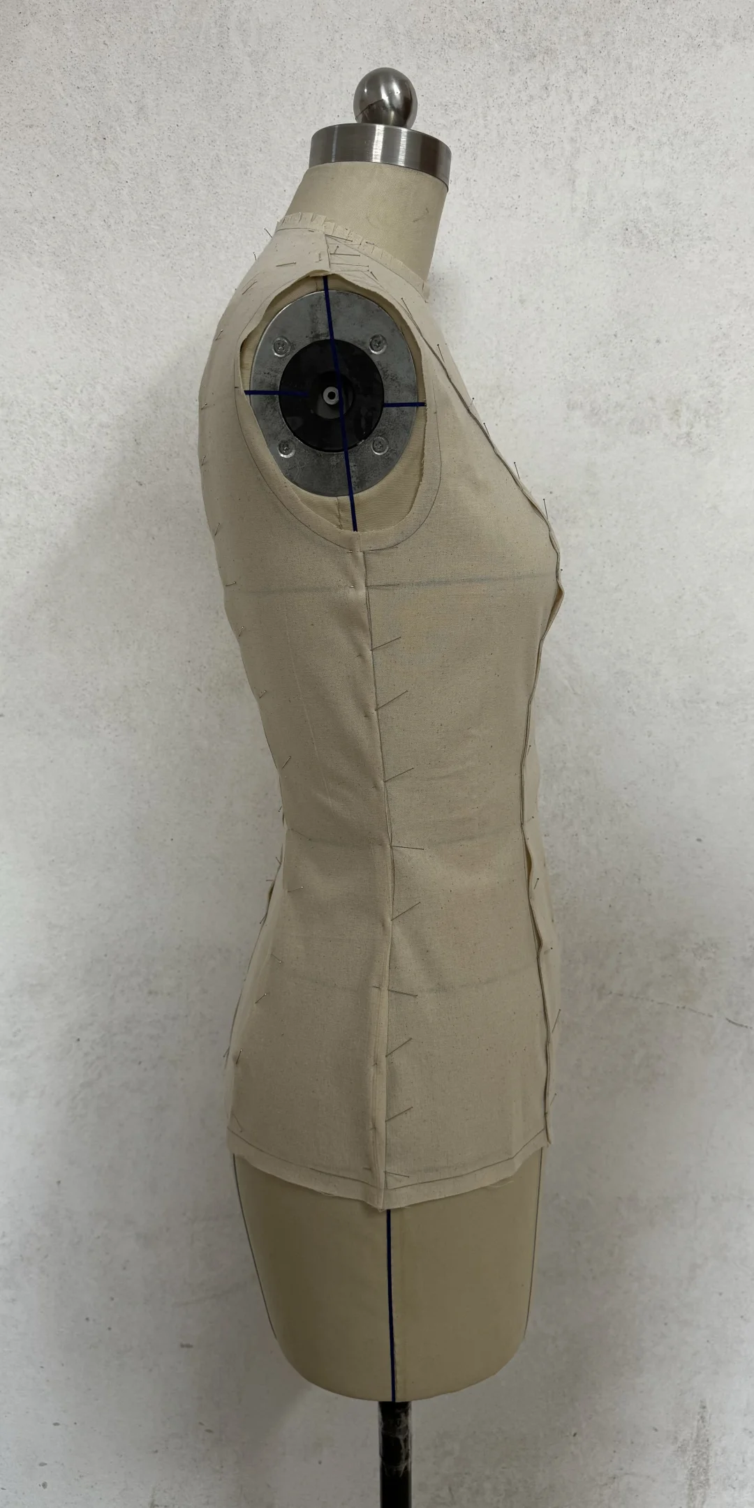 新手小白也能自己做出一个精准的紧身原型