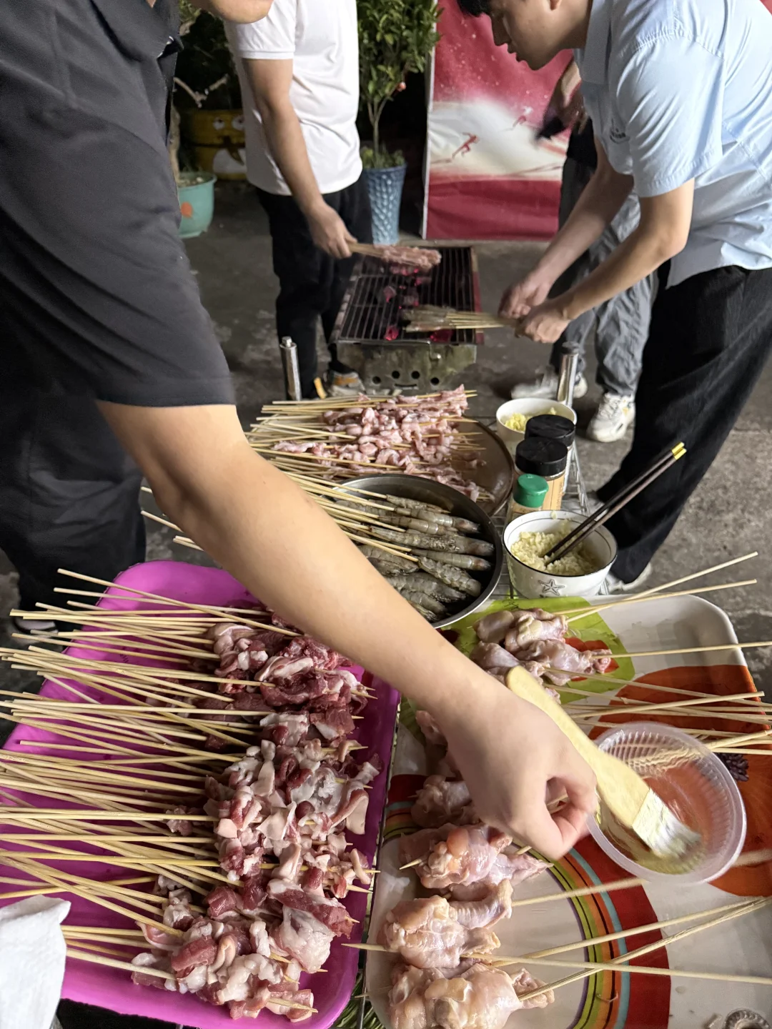 来一场烧烤活动 及时补充能量?