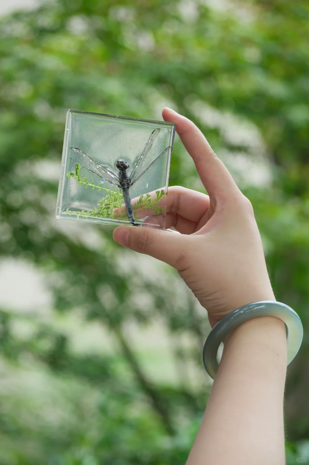 滴胶|装一点色彩放进春天的咖啡店